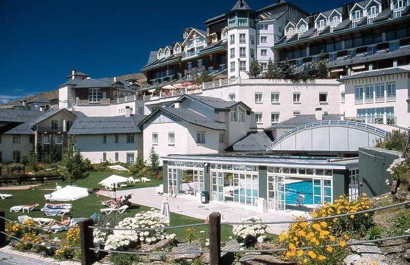 Hotel Apartamentos Trevenque Serra Nevada Exterior foto